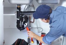 qualities of a good plumber