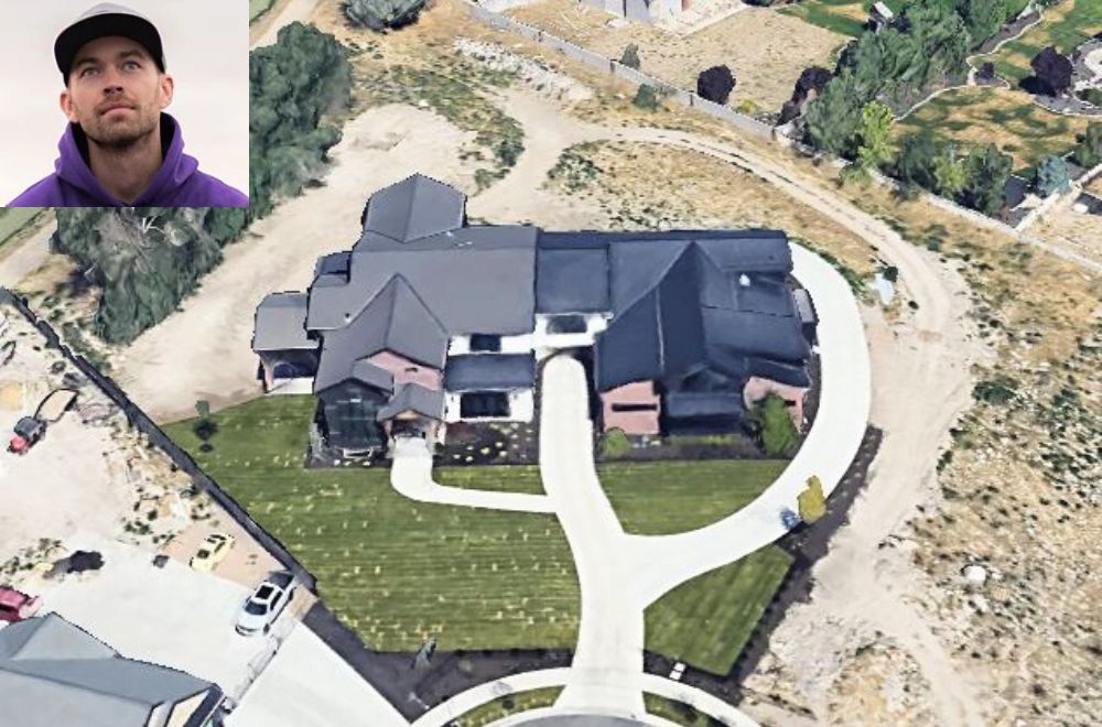 Stradman Bluffdale House: Location and Overview