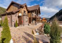 Why Families Are Falling in Love with Houses in the Black Hills Why Families Are Falling in Love with Houses in the Black Hills