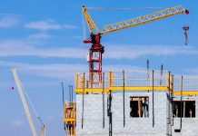 Why Contractors Use Rigging for Big Home Renovation Projects Why Contractors Use Rigging for Big Home Renovation Projects