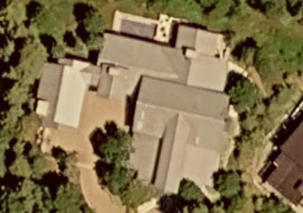 About the Photos of James Hetfield House