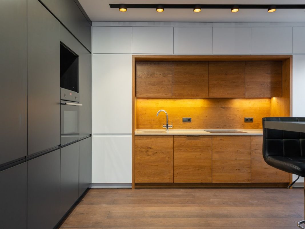 How to Make Your Kitchen Cabinets Shine How to Make Your Kitchen Cabinets Shine